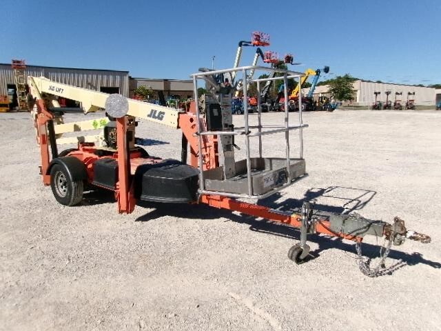 2018 JLG T350-3