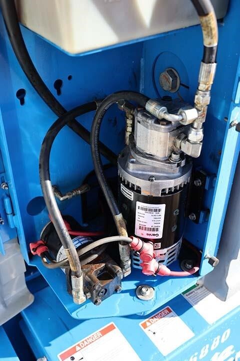 2018 Genie Z-30/20N RJ-17