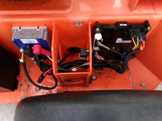 2018 JLG T350-16