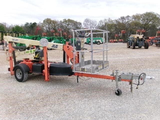 2019 JLG T350-2