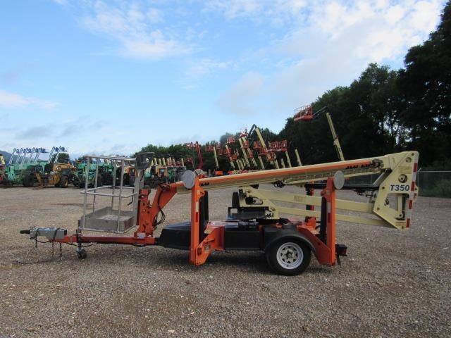2019 JLG T350