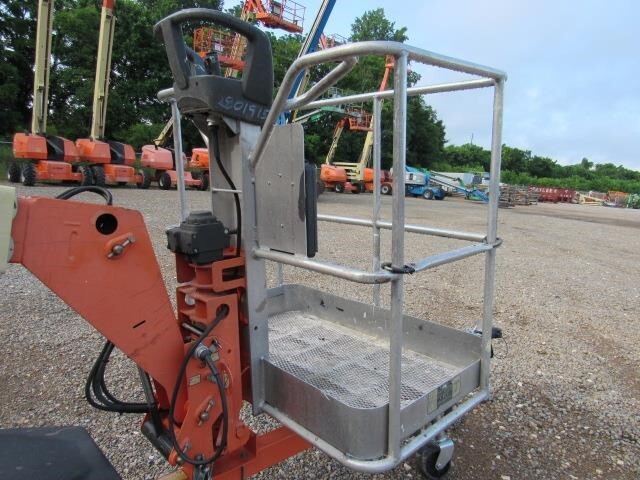 2019 JLG T350-12