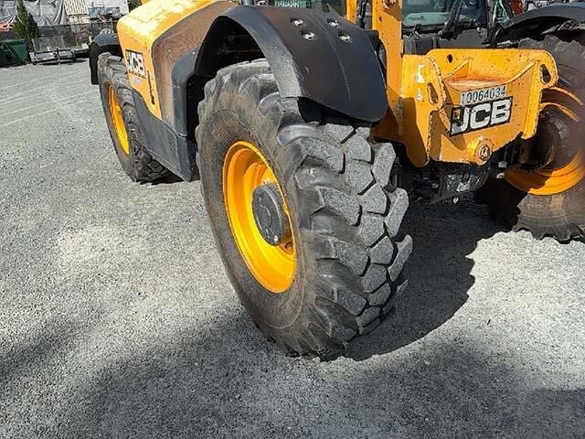 2018 JCB 507-42-13