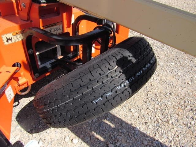 2019 JLG T350-16