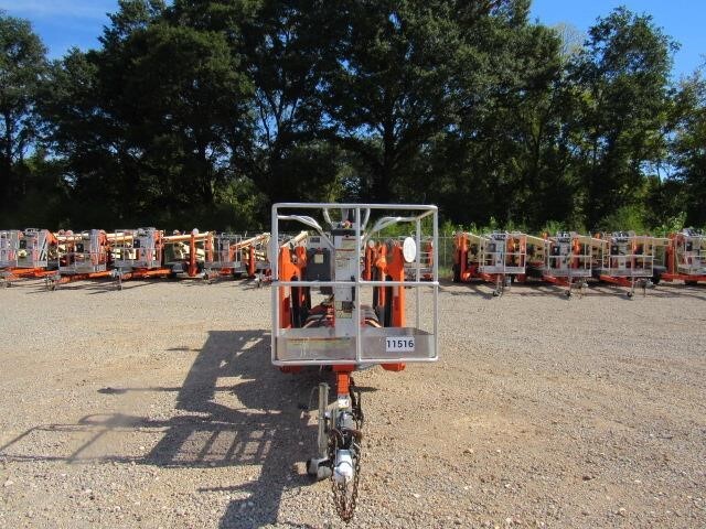2019 JLG T350-3