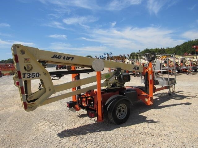 2019 JLG T350-6