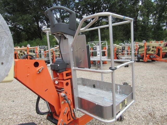 2019 JLG T350-12