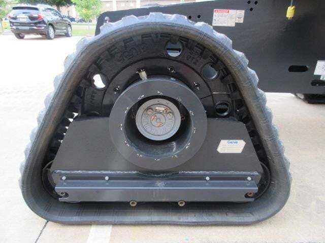 2025 Genie S-65 Trax-23