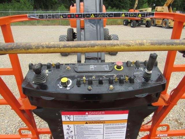 2016 JLG 460SJ-9