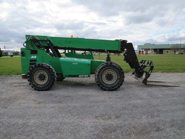 2016 SkyTrak 6042-5