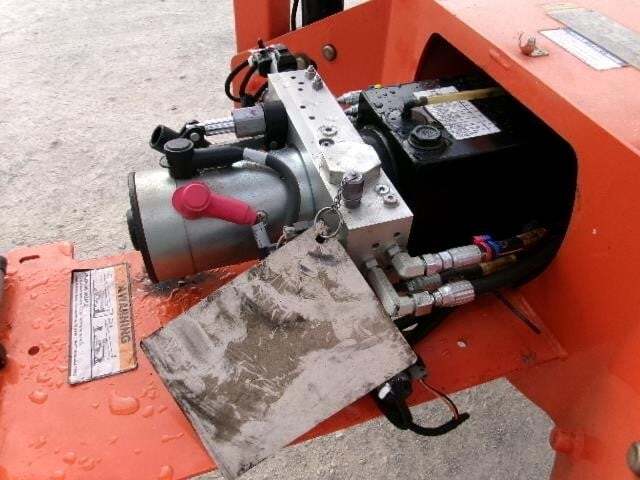 2018 JLG T350-18