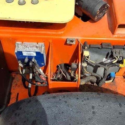 2018 JLG T350-10