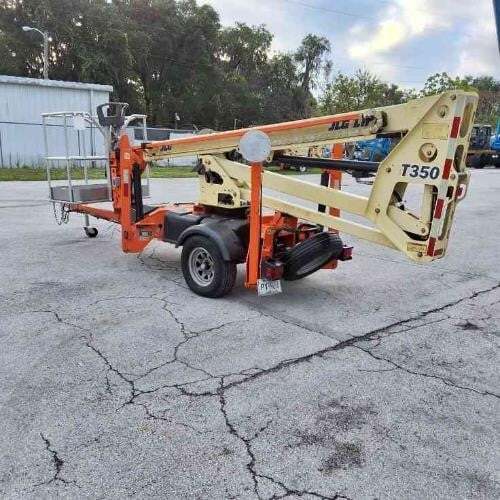 2018 JLG T350-5