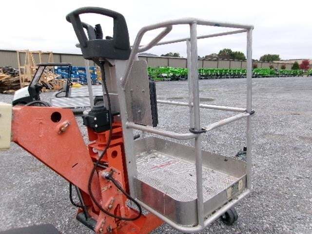 2018 JLG T350-9