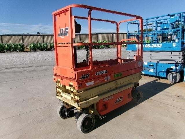 2019 JLG 1930ES