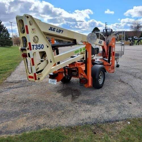 2018 JLG T350-4