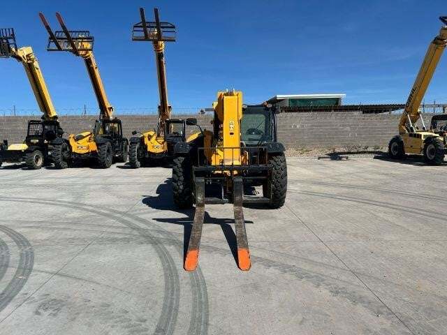 2021 JCB 509-42-6