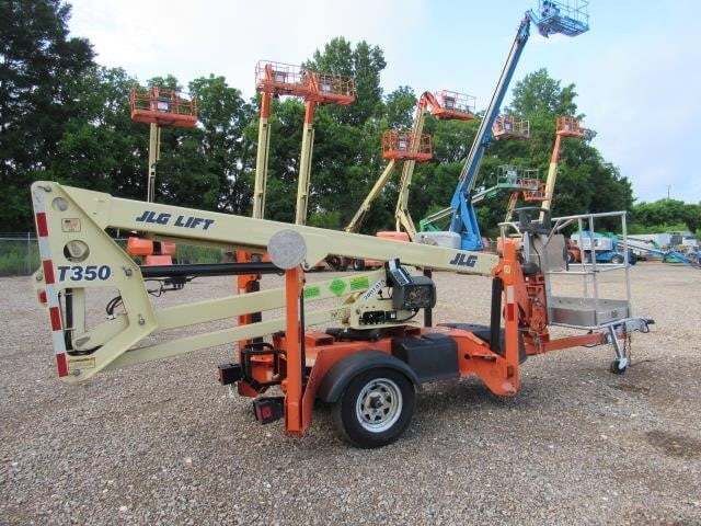 2019 JLG T350-6