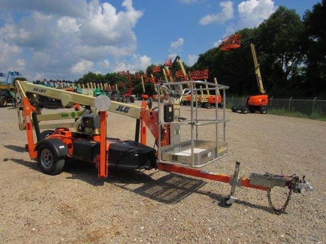2019 JLG T350-4