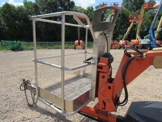 2019 JLG T350-13
