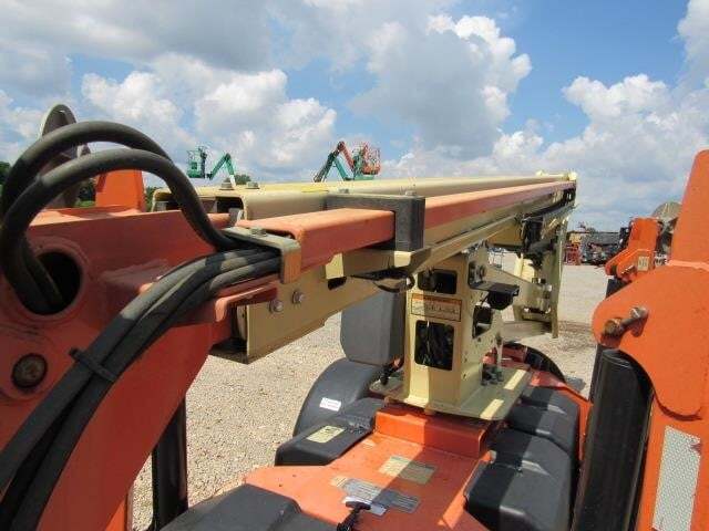 2019 JLG T350-14