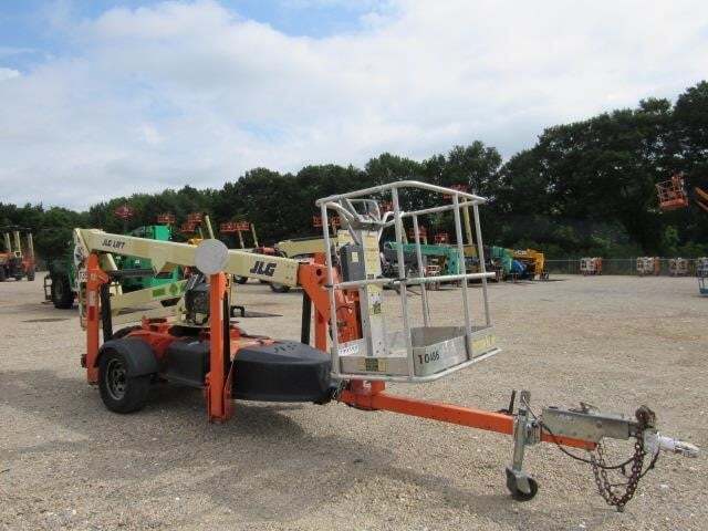 2019 JLG T350-4