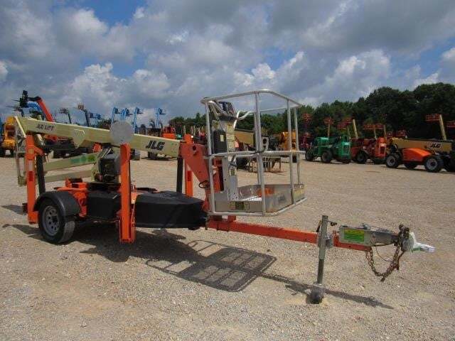2019 JLG T350-4