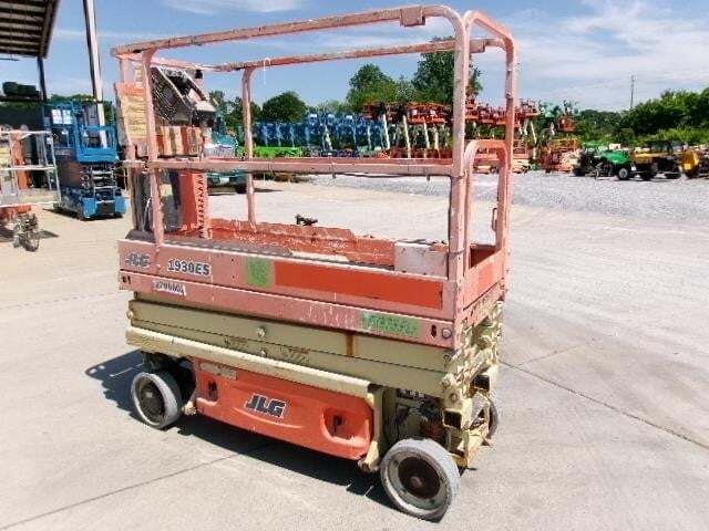 2019 JLG 1930ES-4