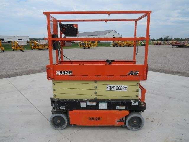 2020 JLG 1932R