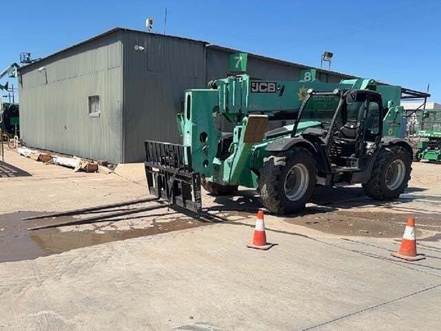 2017 JCB 510-56