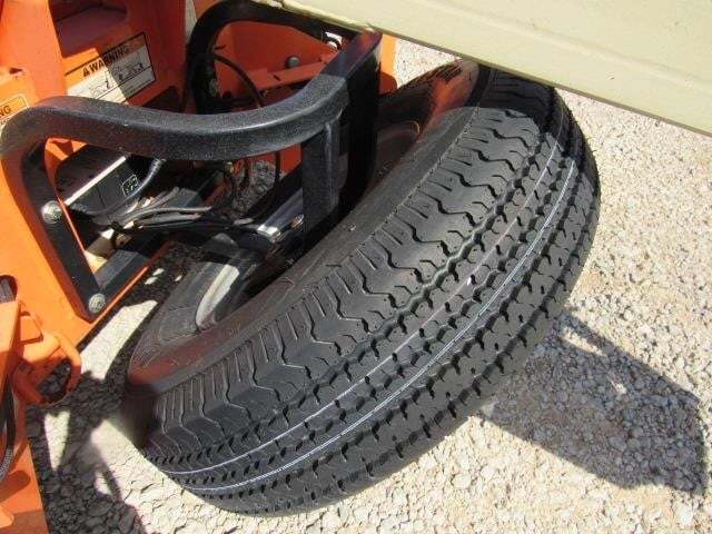 2019 JLG T350-16