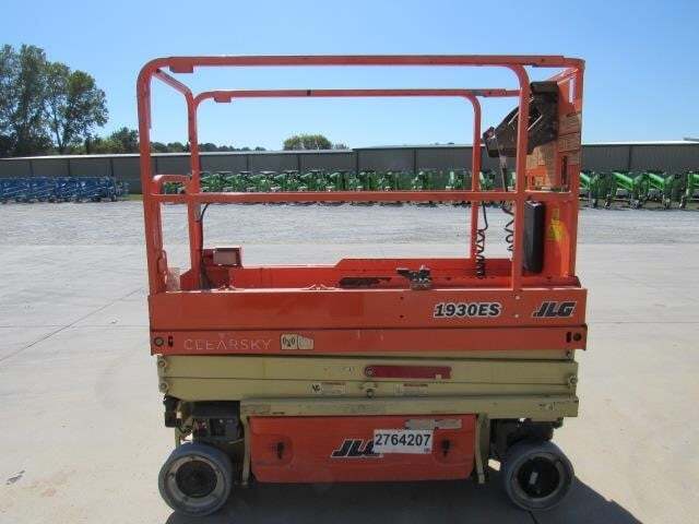 2019 JLG 1930ES-5