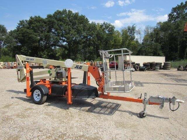 2019 JLG T350-4