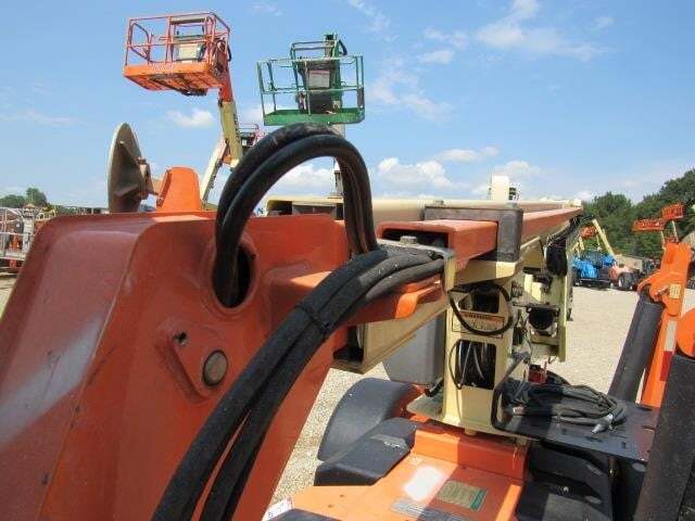 2019 JLG T350-14