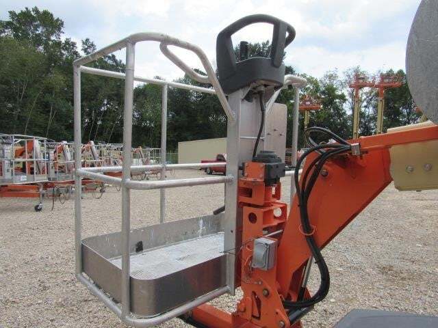 2019 JLG T350-13