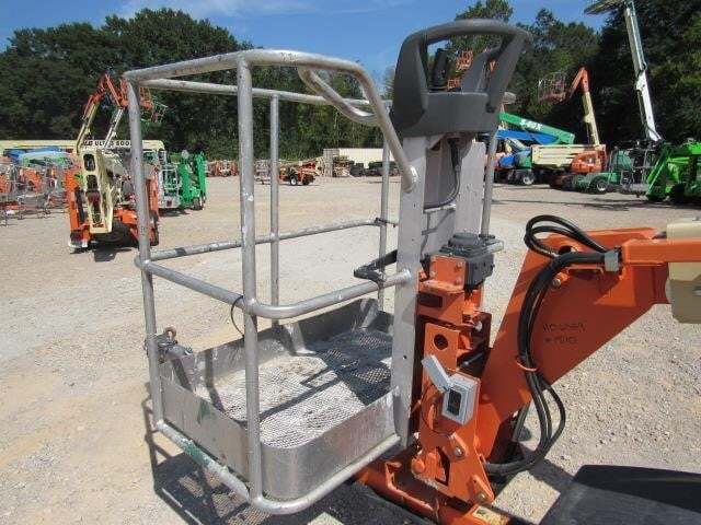 2019 JLG T350-13