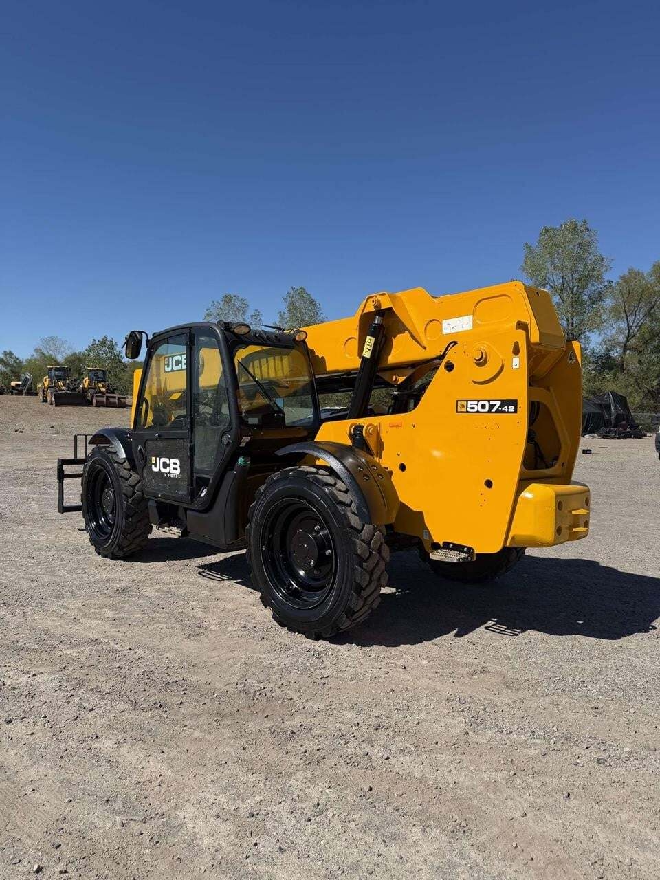 2021 JCB 507-42-3