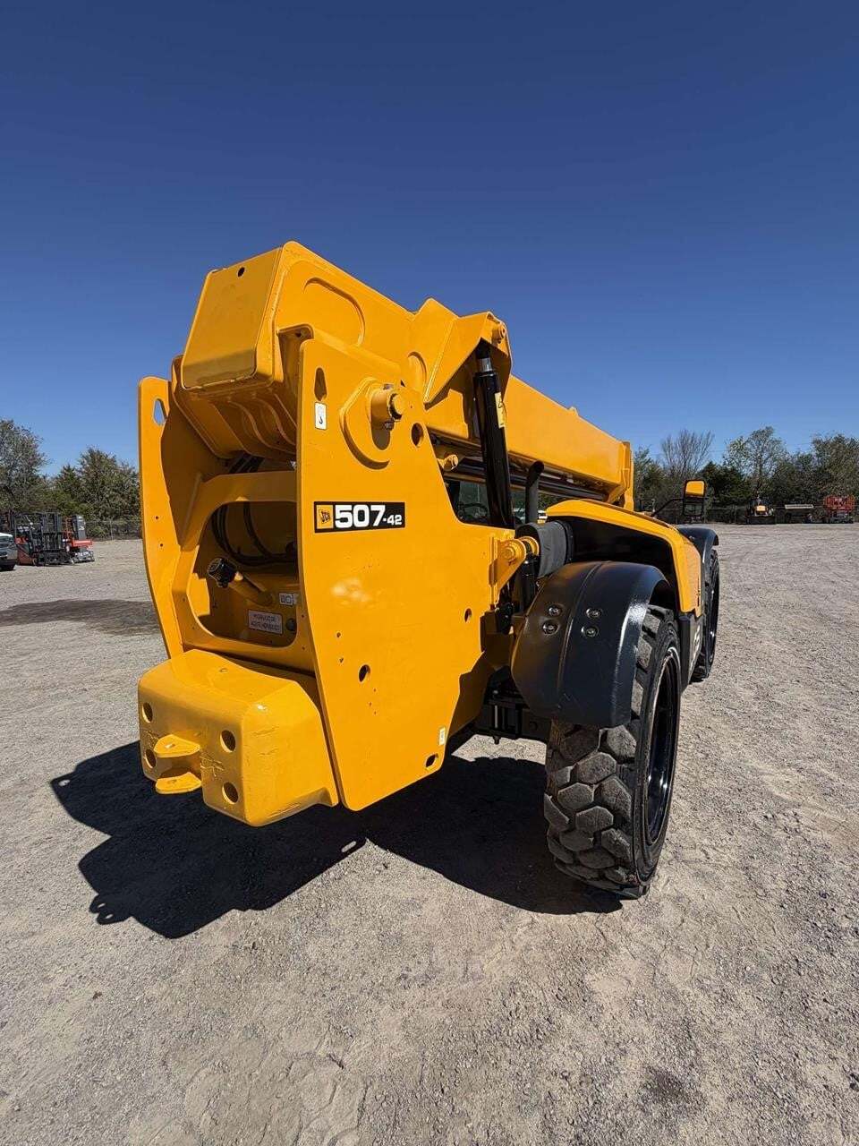 2021 JCB 507-42-6