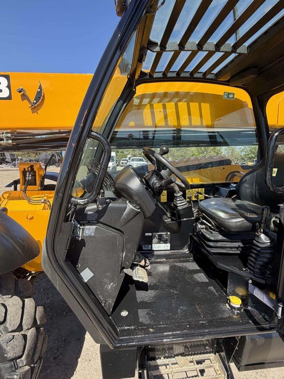 2021 JCB 507-42-19