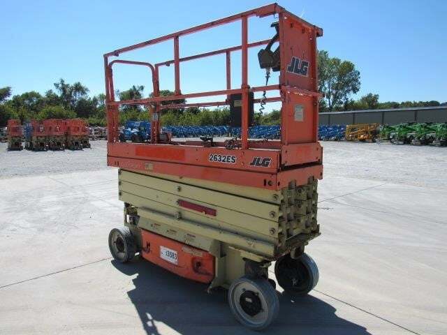 2019 JLG 2632ES-4