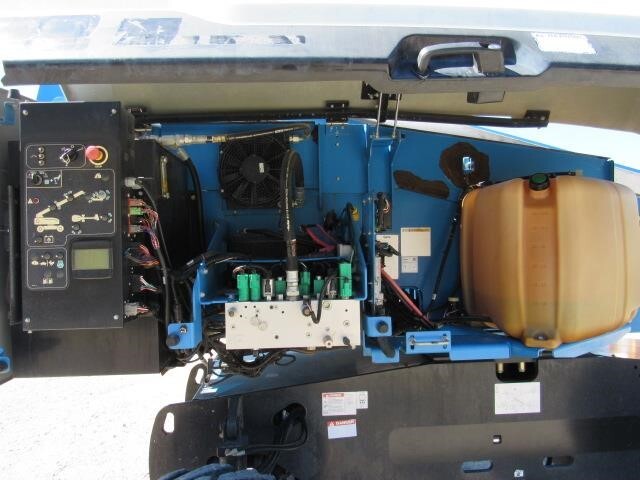 2017 Genie S-60X-21
