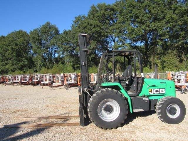 2017 JCB 930-4