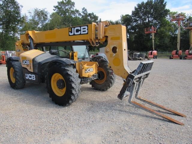 2018 JCB 507-42-4