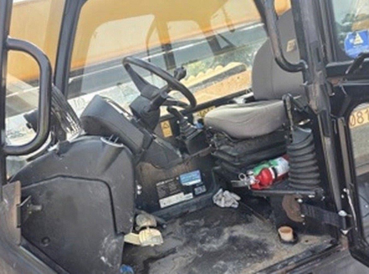 2018 JCB 507-42-8