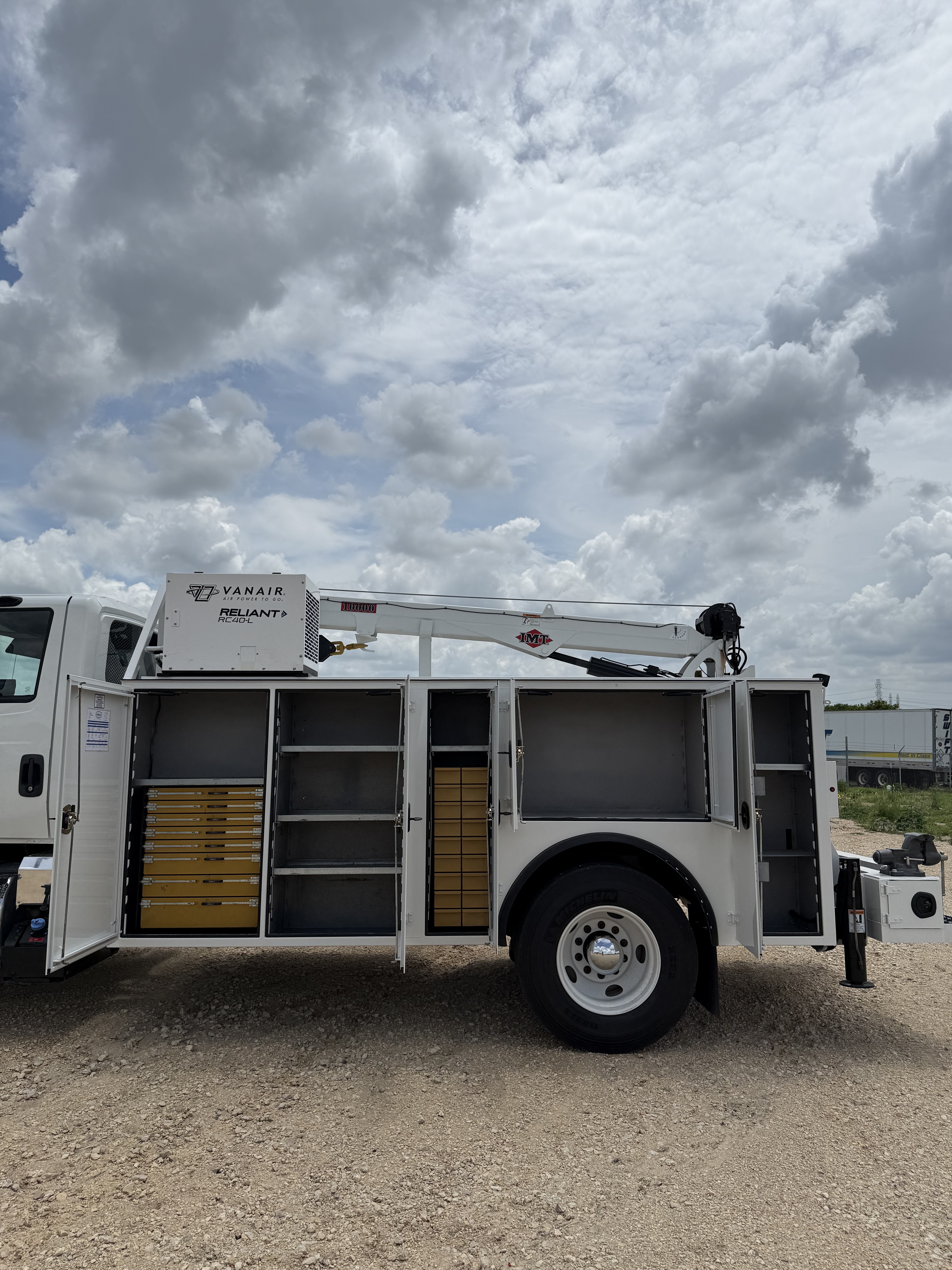 2017 International 4400