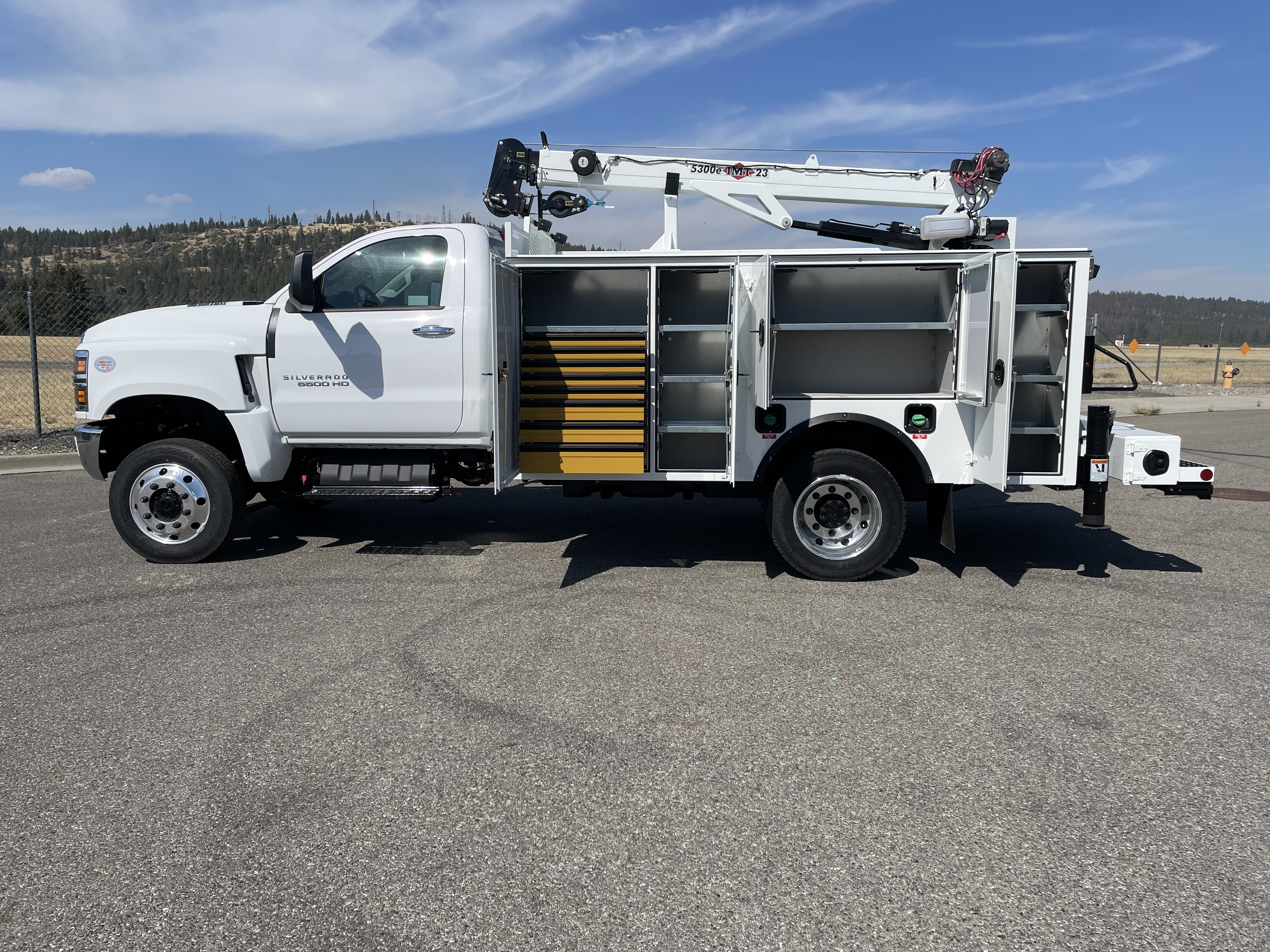 2025 Chevrolet SILVERADO 6500HD