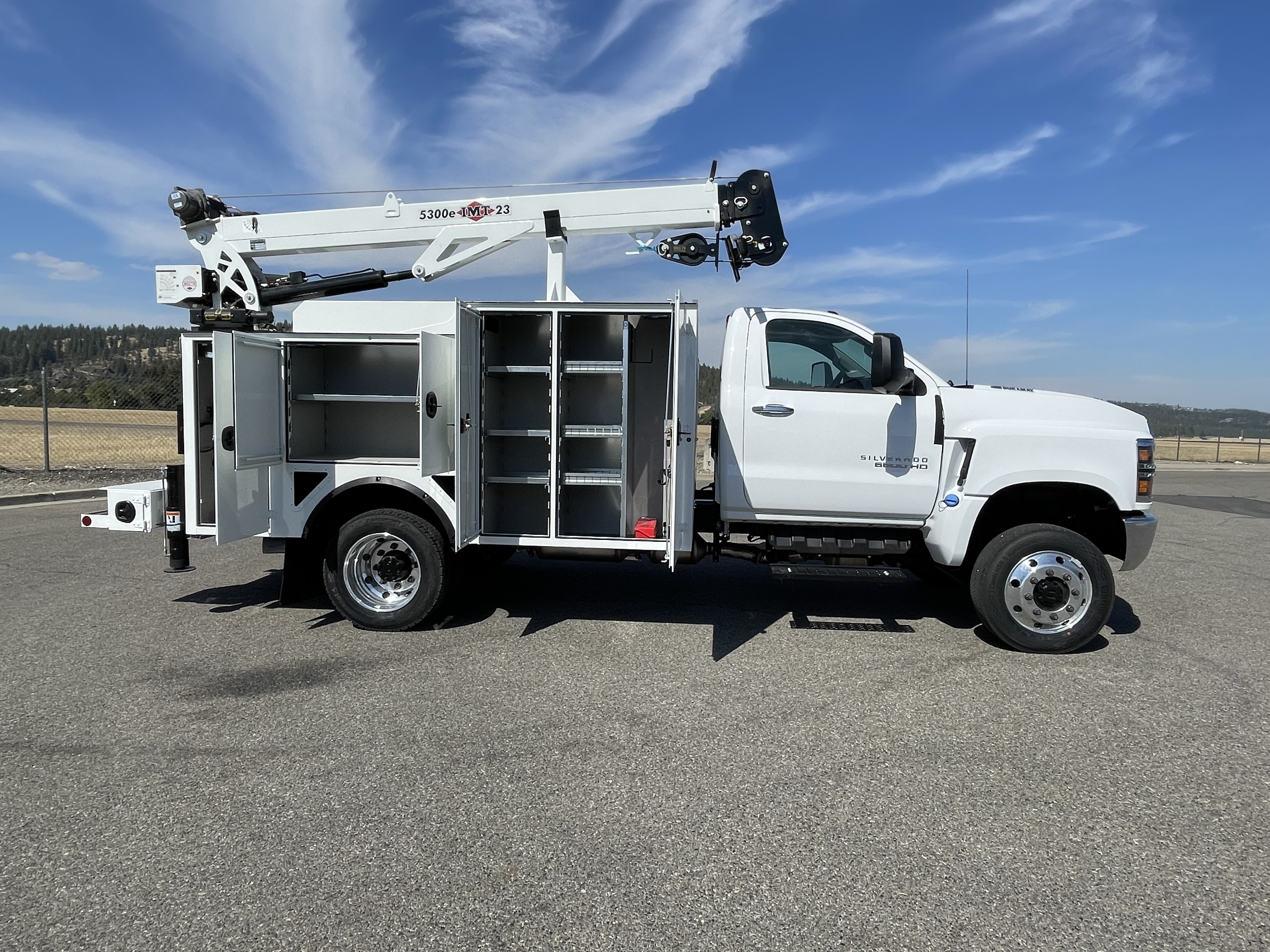 2025 Chevrolet SILVERADO 6500HD
