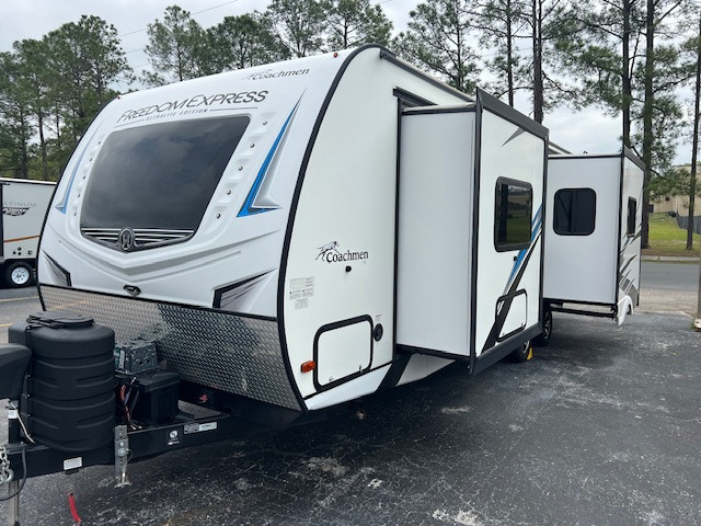 2020 Coachmen Freedom Express Liberty Edition 276rkdsle