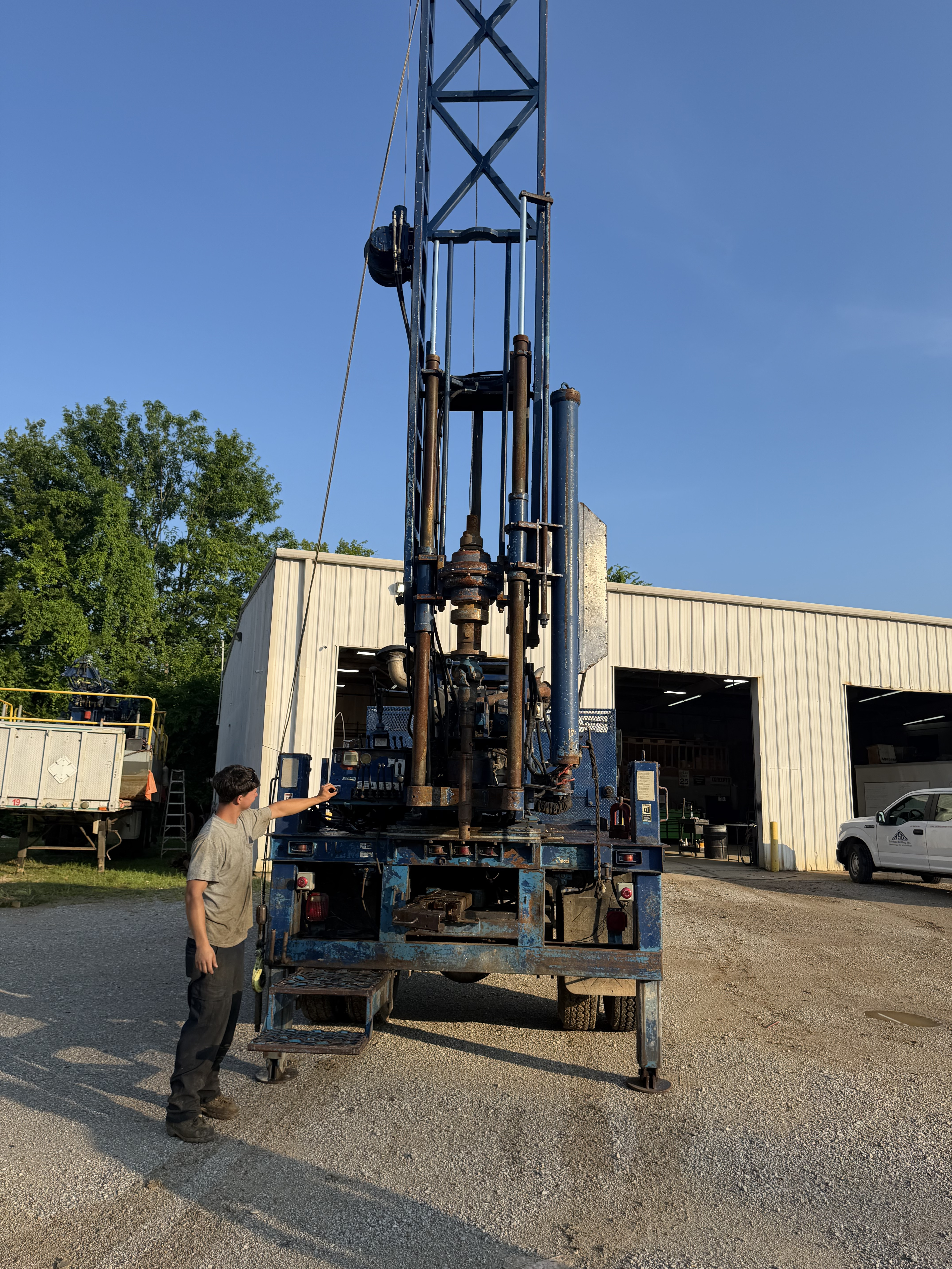 2013 Diedrich Drill D-50 TRUCK