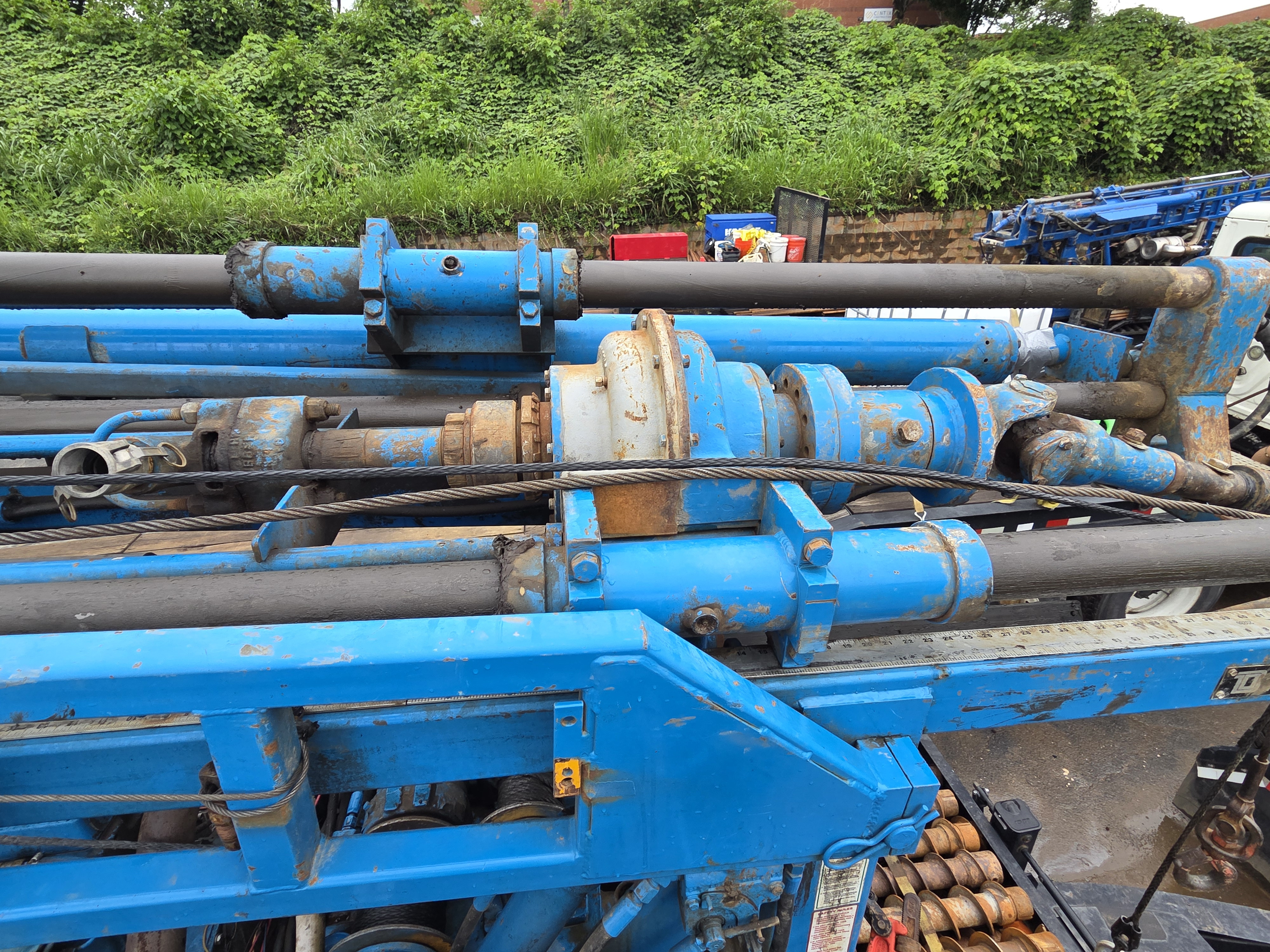 2001 Diedrich Drill D-50 ON MOROOKA CARRIER